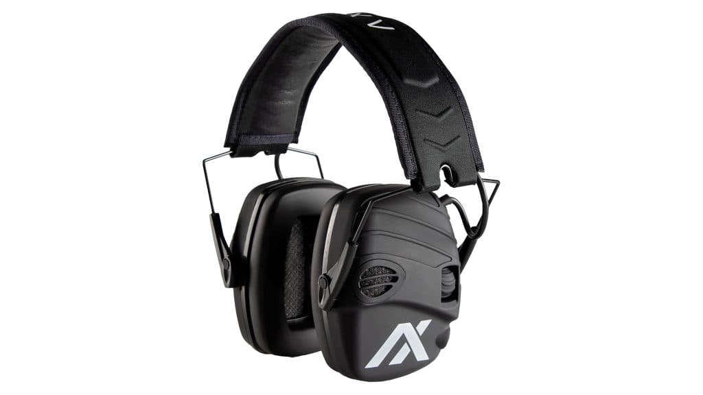 AXIL TRACKR