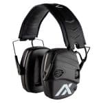 AXIL TRACKR